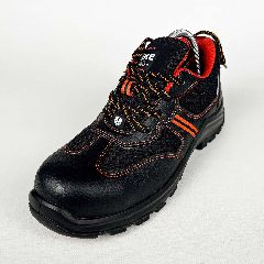 PA30702_3